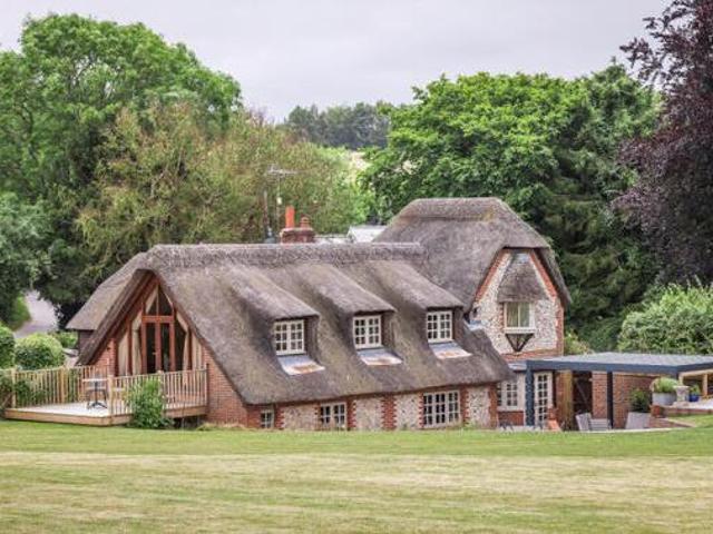 House for sale in Owslebury, Hampshire