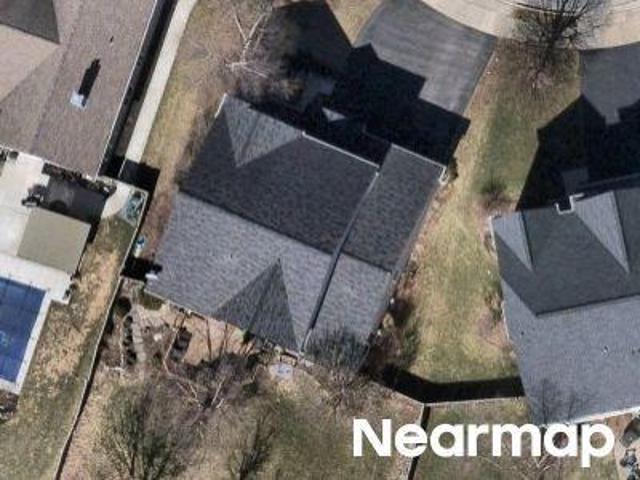 House for sale in Mchenry, Illinois