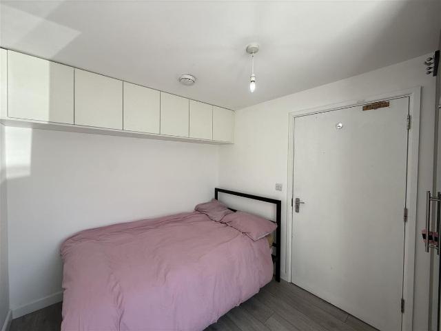 Room for rent in Slough