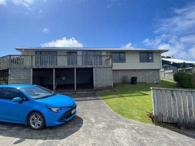 House for rent in Baylys Beach, Northland