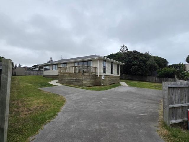 House for rent in Baylys Beach, Northland