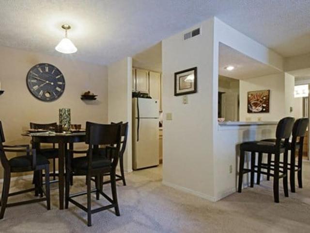 Apartment for rent in Normal