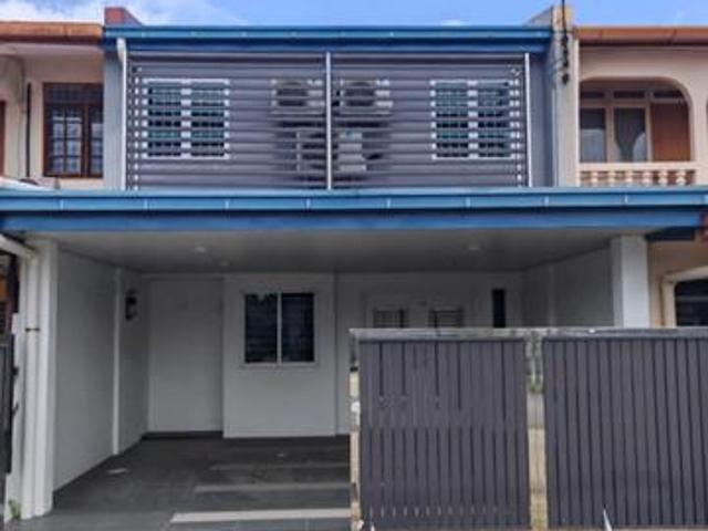 Terraced House for rent in Kuching