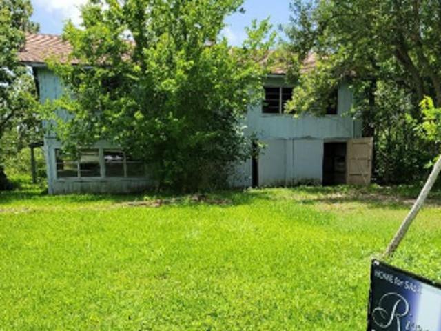House for sale in Angleton, Texas