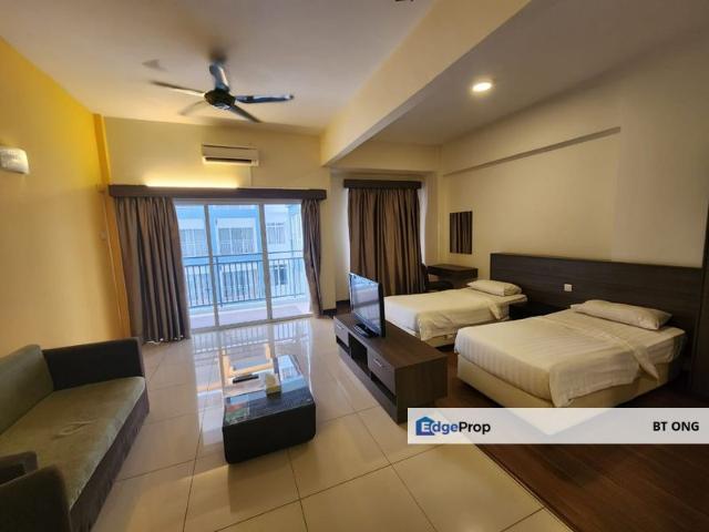 Condominium for sale in Malaka