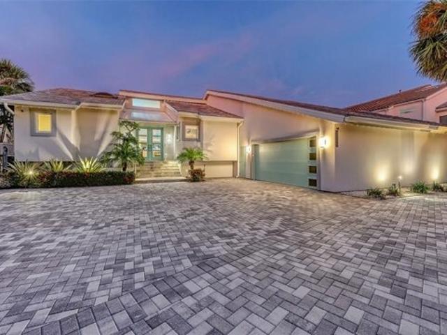 House for sale in Longboat Key House for sale in Longboat Key