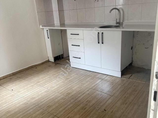 Bayrakli, İzmir içerisinde kiralık mülk