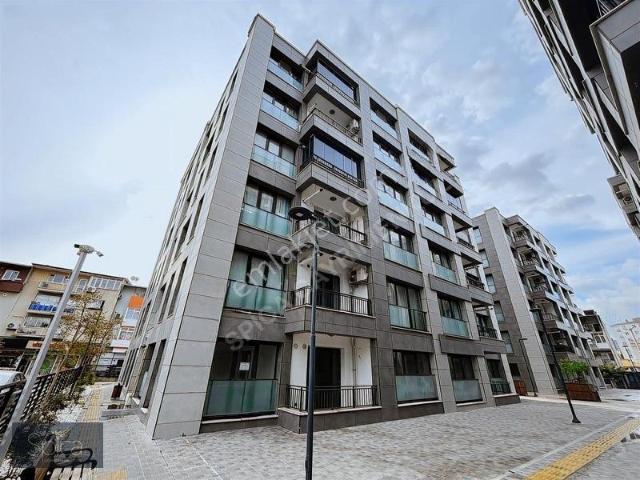 Adalet Mahallesi, Bayraklı içerisinde satılık mülk