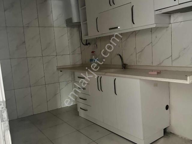 Bayrakli, İzmir içerisinde kiralık mülk