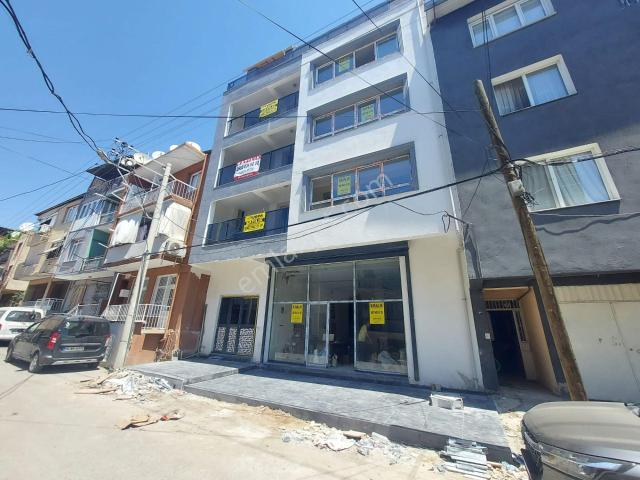 Bayrakli, İzmir içerisinde satılık mülk