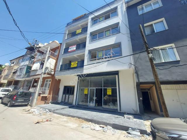 Bayrakli, İzmir içerisinde satılık mülk