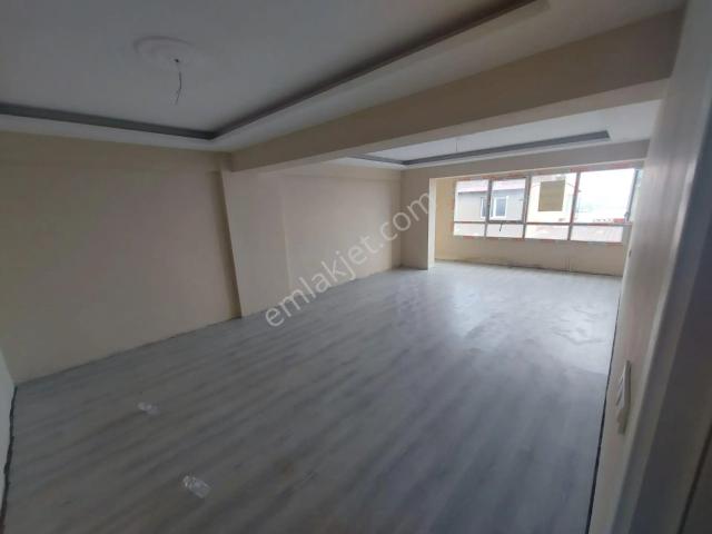 Bayrakli, İzmir içerisinde satılık mülk