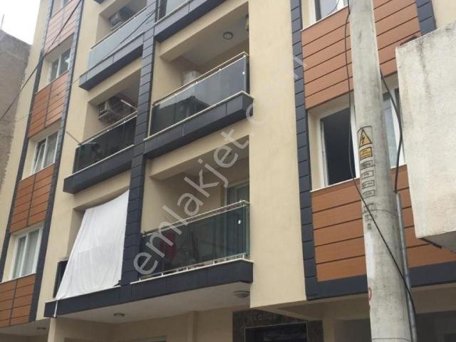 Bayrakli, İzmir içerisinde kiralık mülk