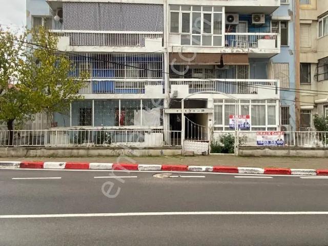 Bayrakli, İzmir içerisinde kiralık mülk
