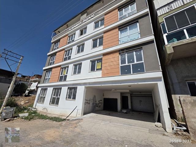 Bayrakli, İzmir içerisinde satılık mülk