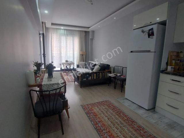 Bayrakli, İzmir içerisinde satılık mülk