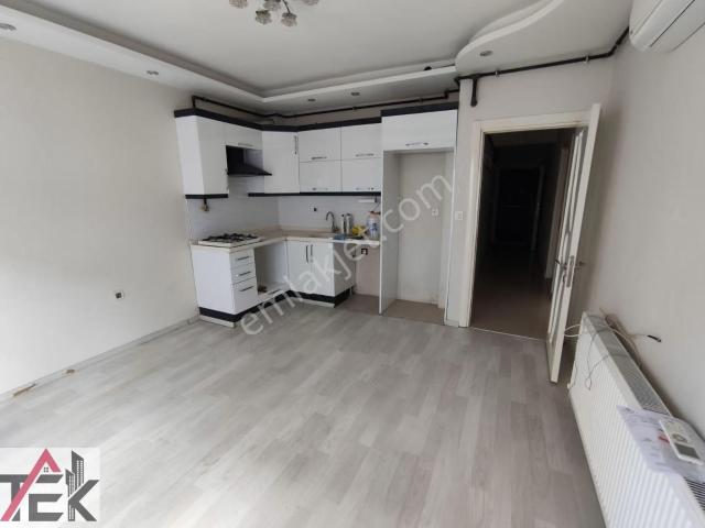 Bayrakli, İzmir içerisinde kiralık mülk