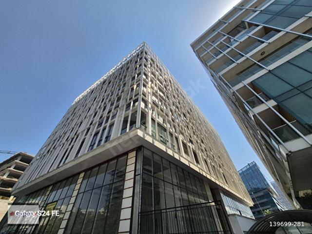 Bayrakli, İzmir içerisinde satılık Ofis
