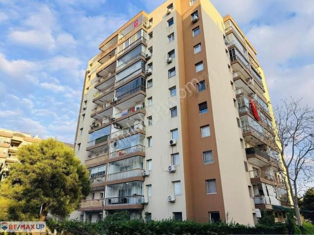 Bayrakli, İzmir içerisinde satılık mülk