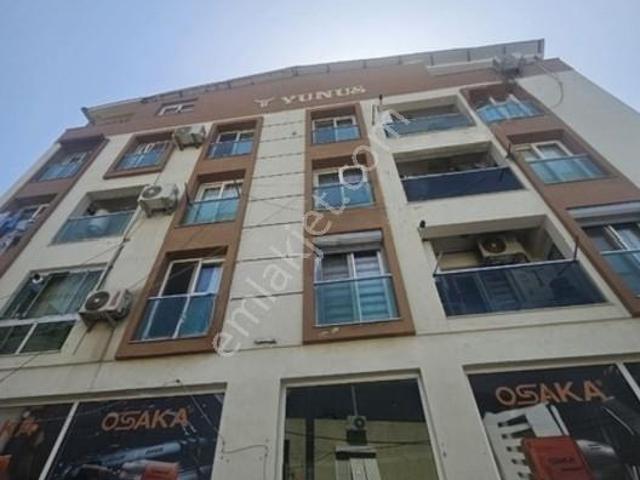 Bayrakli, İzmir içerisinde kiralık mülk
