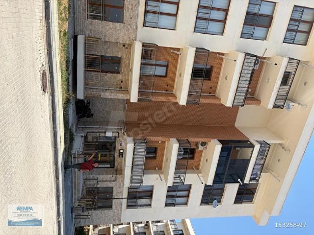 Bayrakli, İzmir içerisinde satılık mülk