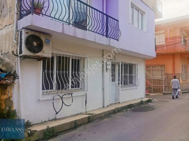 Bayrakli, İzmir içerisinde kiralık mülk