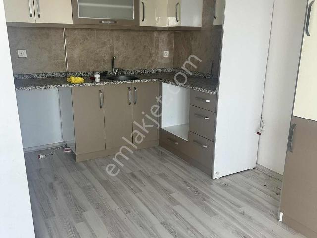 Bayrakli, İzmir içerisinde kiralık mülk