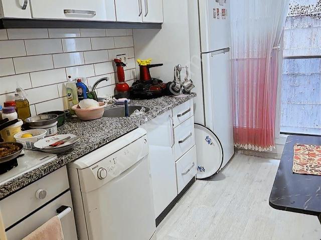 Bayrakli, İzmir içerisinde satılık mülk