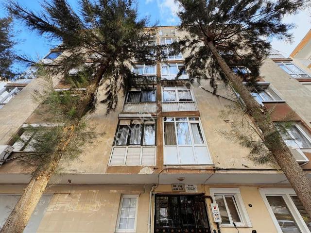 Bayrakli, İzmir içerisinde kiralık mülk