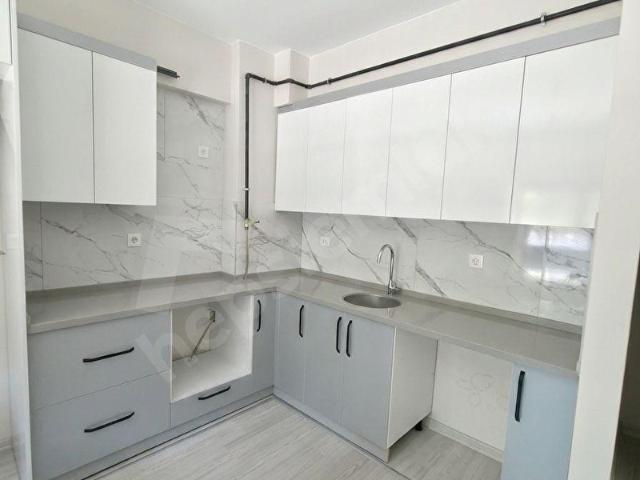 Bayrakli, İzmir içerisinde satılık mülk