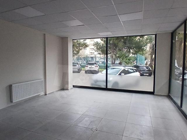 Bayrakli, İzmir içerisinde satılık Dükkan