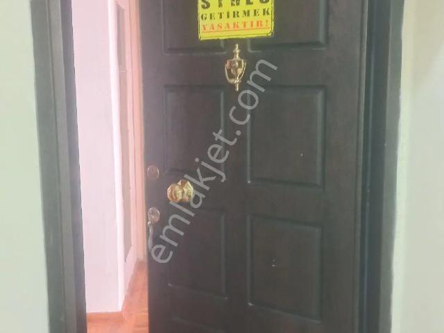 Bayrakli, İzmir içerisinde kiralık mülk