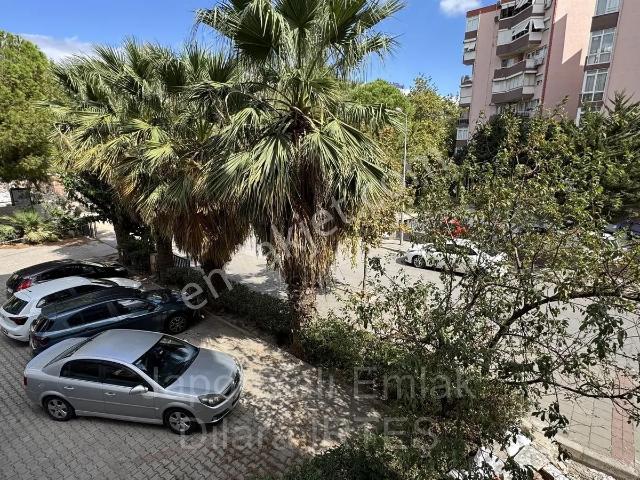 Mansuroğlu Mahallesi, Bayraklı içerisinde kiralık mülk