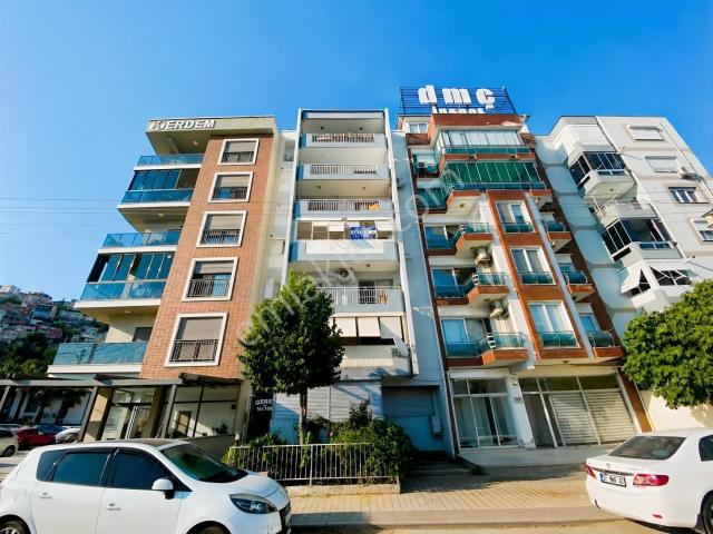 Fuat Edip Baksı Mahallesi, Bayraklı içerisinde satılık mülk