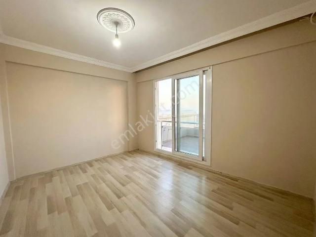 Cengizhan Mahallesi, Bayraklı içerisinde kiralık mülk