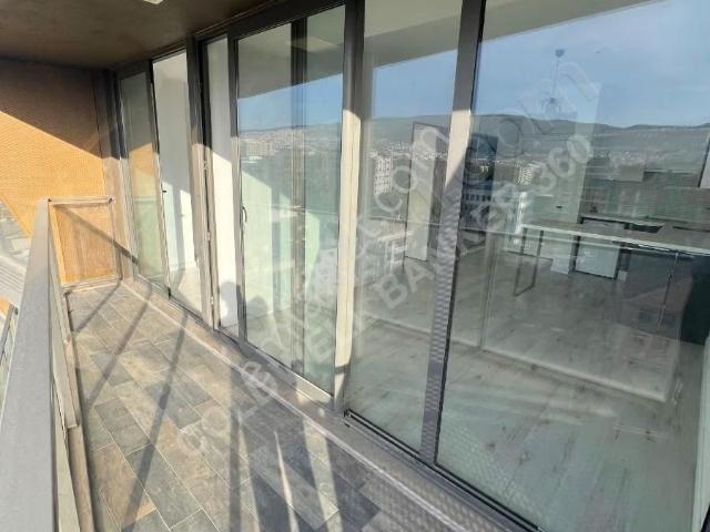 Bayrakli, İzmir içerisinde kiralık mülk