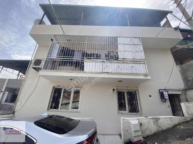 Bayrakli, İzmir içerisinde satılık Villa