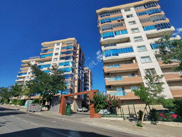 Bayrakli, İzmir içerisinde kiralık mülk