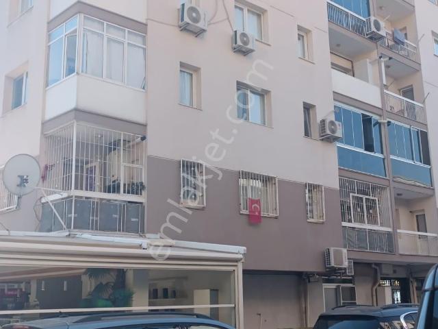 Bayrakli, İzmir içerisinde satılık mülk