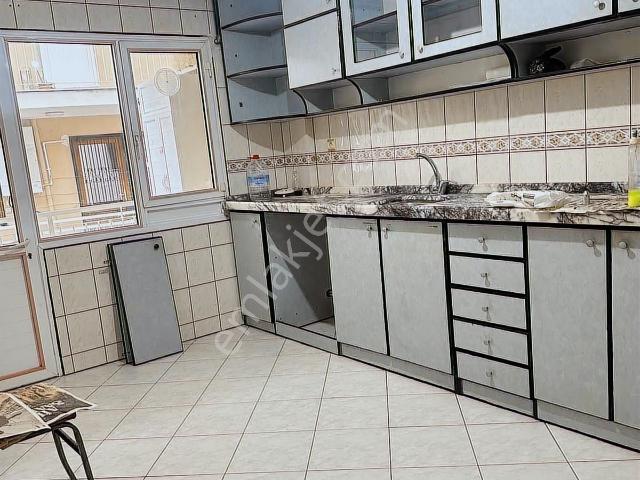 Bayrakli, İzmir içerisinde kiralık mülk