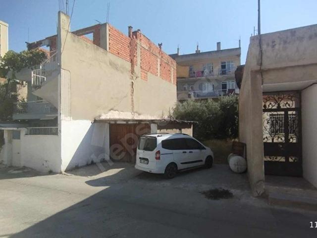 Bayrakli, İzmir içerisinde satılık Arsa