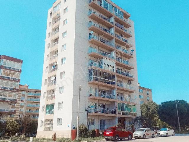 Bayrakli, İzmir içerisinde satılık mülk