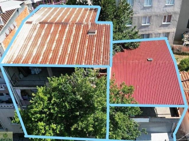 Bayrakli, İzmir içerisinde satılık Bina