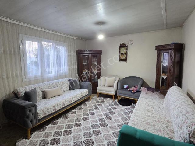 Bayrakli, İzmir içerisinde satılık Villa