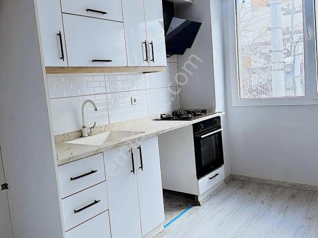 Bayrakli, İzmir içerisinde kiralık mülk