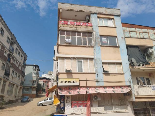 Bayrakli, İzmir içerisinde kiralık mülk