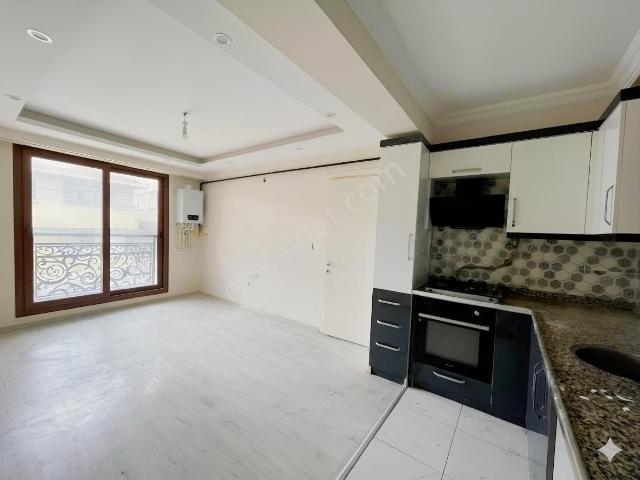 Bayrakli, İzmir içerisinde kiralık mülk