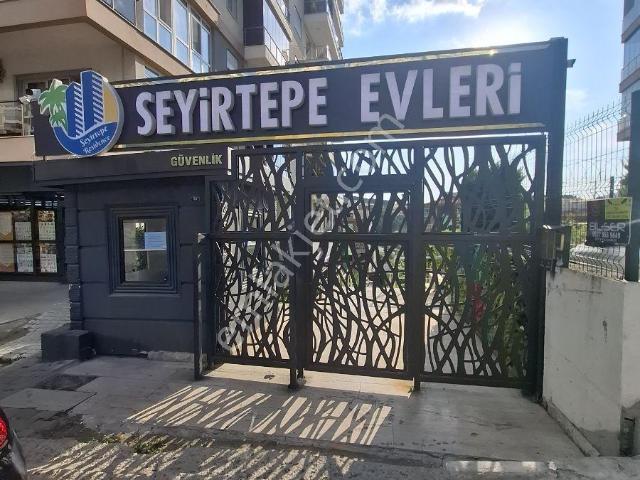 Bayrakli, İzmir içerisinde kiralık mülk