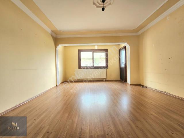 Bayrakli, İzmir içerisinde kiralık mülk