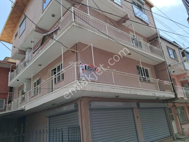 Bayrakli, İzmir içerisinde kiralık mülk